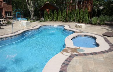 The Elegance tanning ledge for The Elegance fiberglass pool