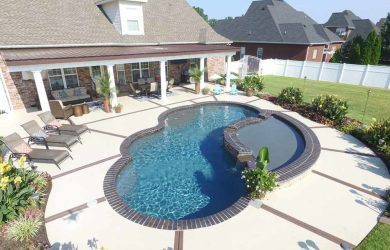 Charm-30 fiberglass pool and small splash deck rendering