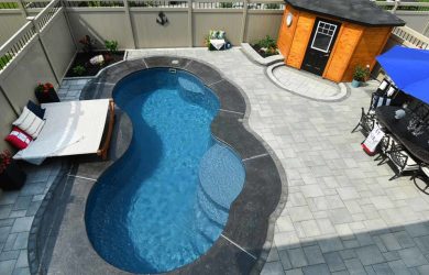 Charm-30 fiberglass pool and small splash deck rendering