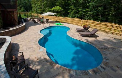 Charm-30 fiberglass pool and small splash deck rendering