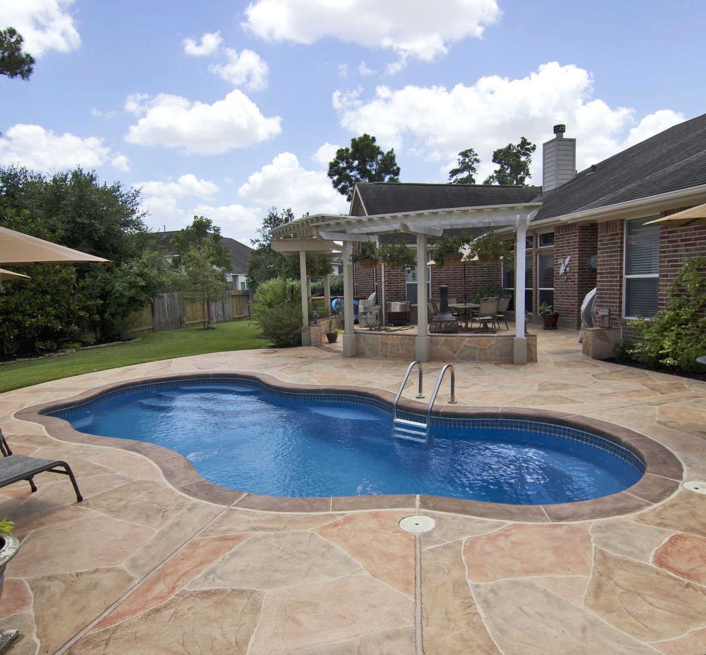 Elegance-30 fiberglass pool rendering