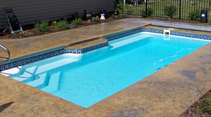 Grace 25 fiberglass plunge pool