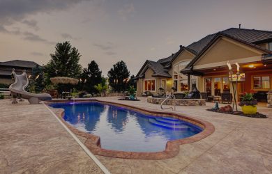 Make it perfect with this poolscape design idea