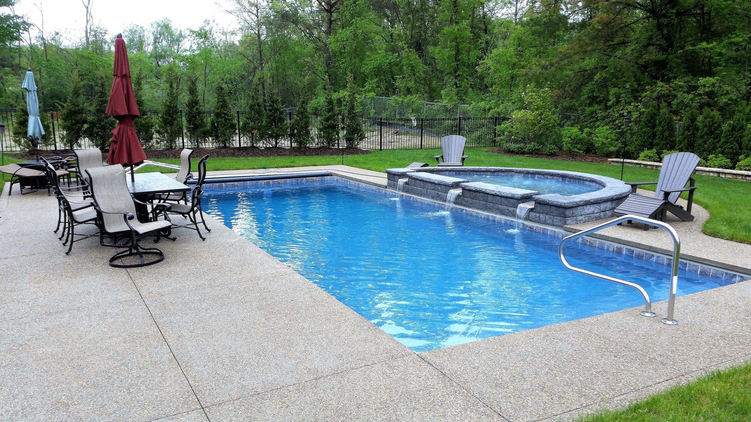 Radiance 38 fiberglass pool rendering