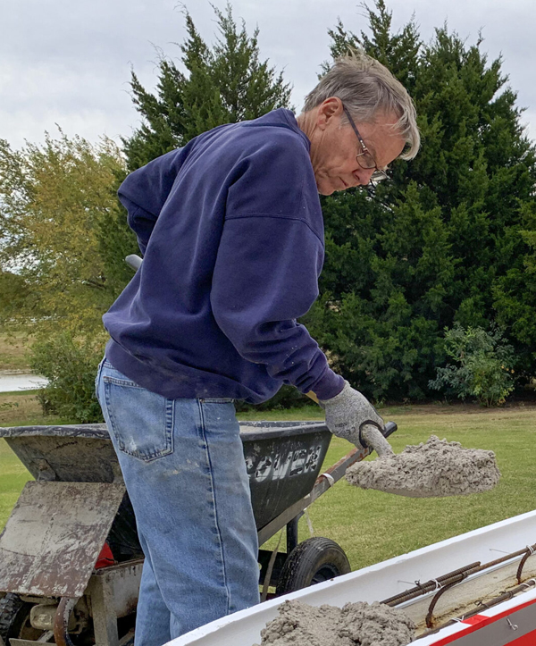 do-it-yourself fiberglass pools